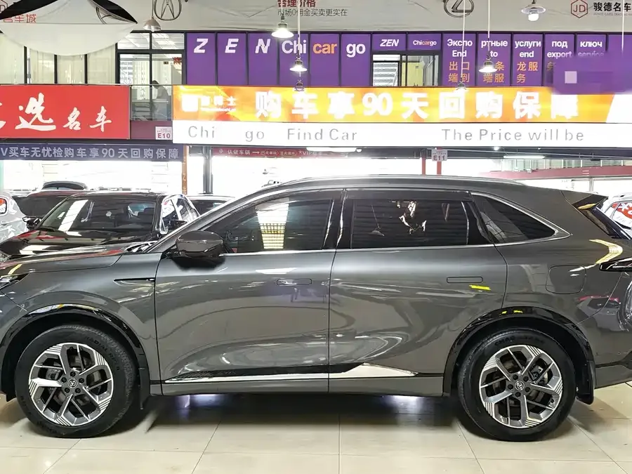 Changan CS75PLUS Changan CS75PLUS 2025 fourth-generation 1.5T New Blue Whale Smart Flagship Edition 2025 — миниатюра 3