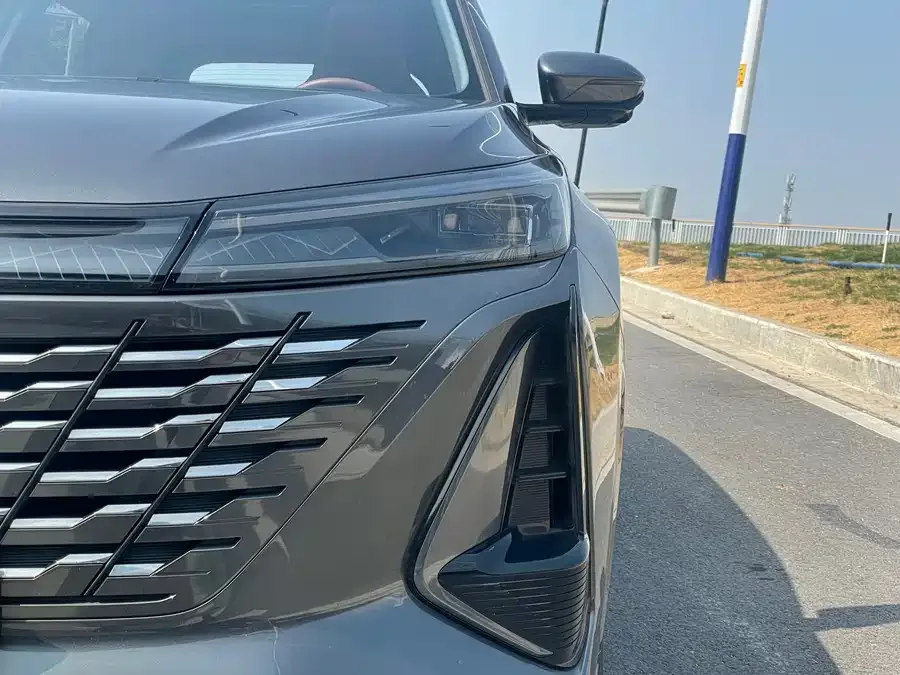 Changan CS75PLUS Changan CS75PLUS 2023 third-generation 1.5T automatic premium model 2023 — миниатюра 2