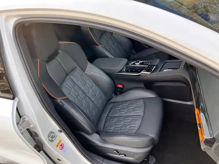 Changan UNI-T Changan UNI-T 2022 1.5T Sports Edition Flagship Model 2022 — миниатюра 3
