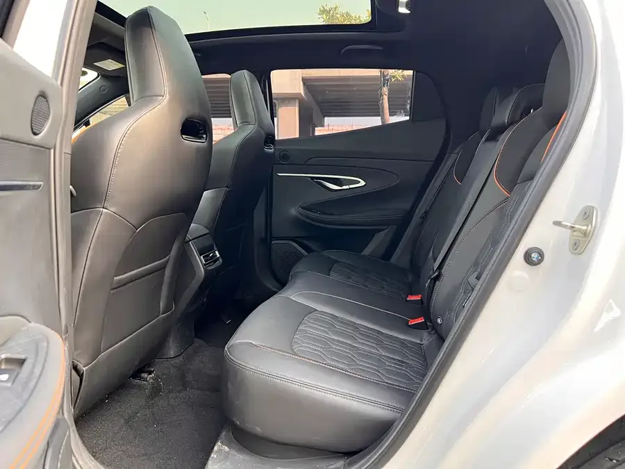 Changan UNI-T Changan UNI-T 2022 1.5T Sports Edition Flagship Model 2022 — миниатюра 4
