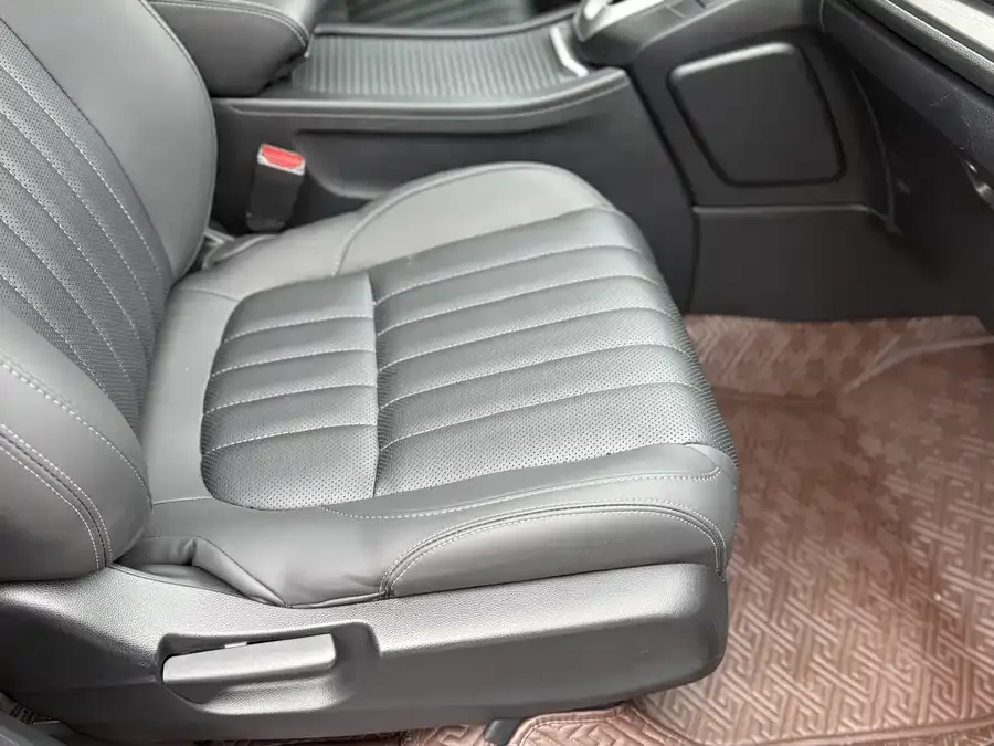 Honda Breeze Haoying 2021 240TURBO CVT 2WD Elite Edition 2022 — миниатюра 5
