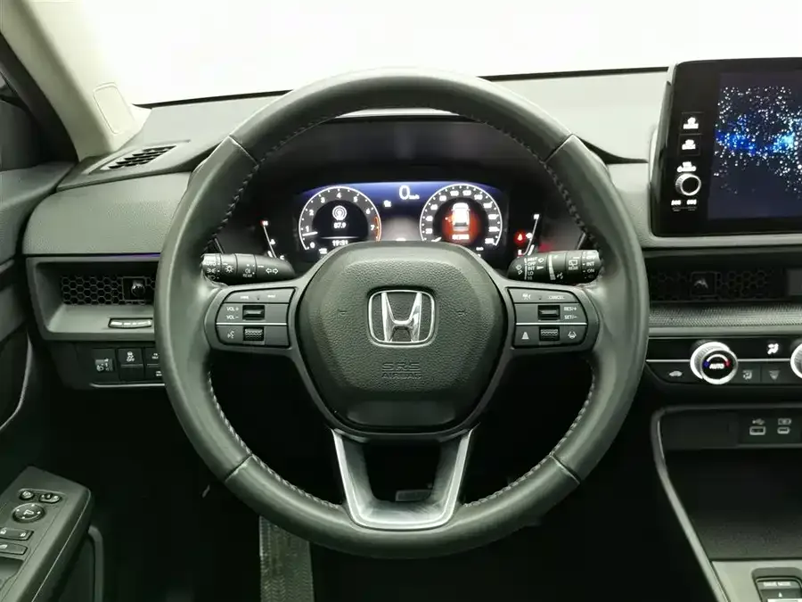 Honda Breeze Haoying 2023 240TURBO 2WD Luxury Edition 5 Seaters 2023 — миниатюра 5