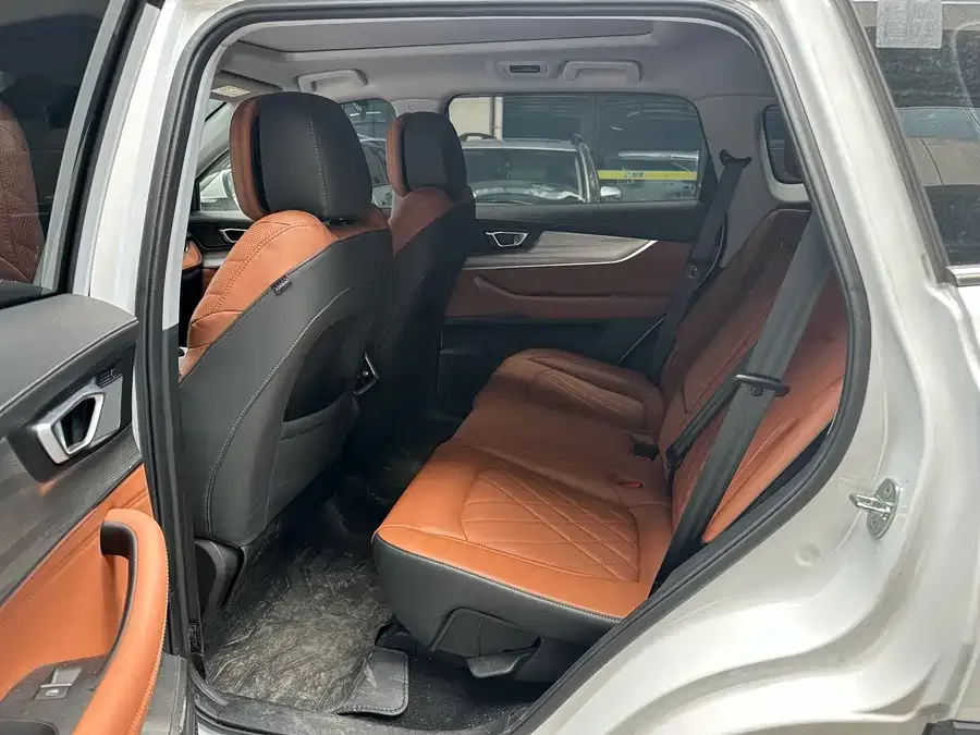 Chery Tiggo 8 Tiggo 8 2023 Kunpeng Edition 290TGDI Automatic Premium Edition 2023 — миниатюра 4