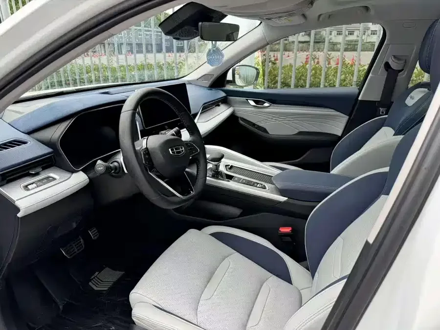 Geely Xingrui Xingrui 2023 2.0TD Premium Edition 2022 — миниатюра 2