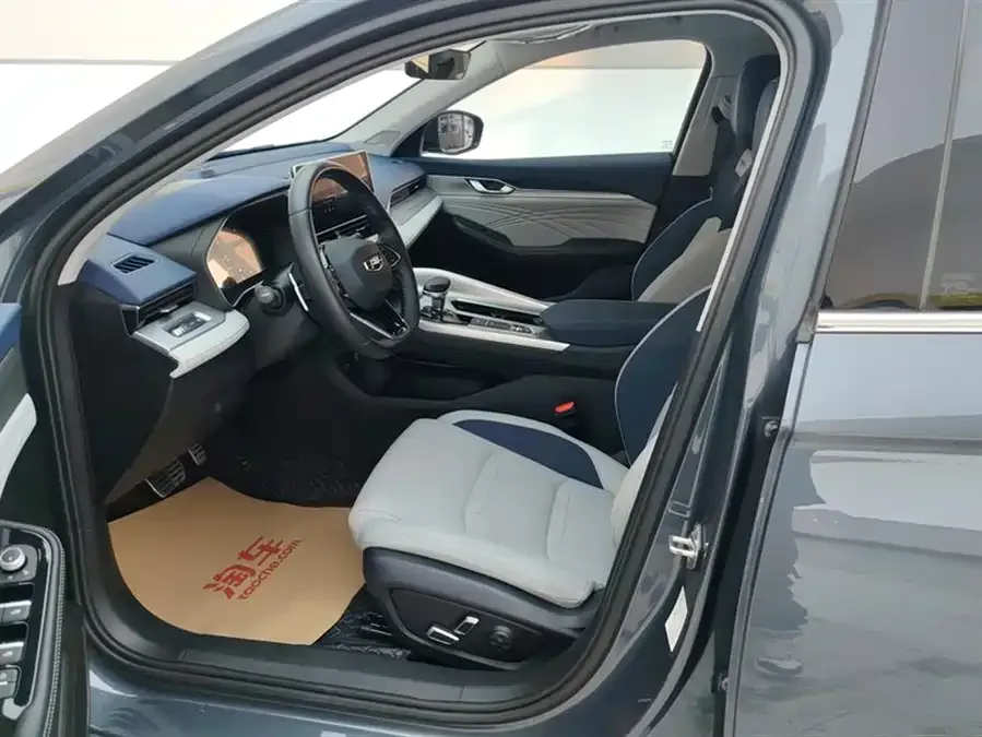 Geely Xingrui Xingrui 2023 2.0TD Premium Edition 2023 — миниатюра 3