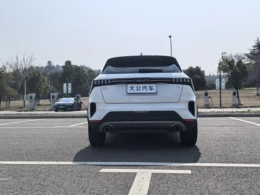 Lynk & Co 06 Lynk & Co 06 2020 1.5T Jin Pro 2022 — миниатюра 3
