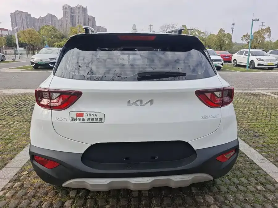 Kia KX1 2021 Yipao 1.4L Automatic Fun Fashion Model 2023 — миниатюра 2