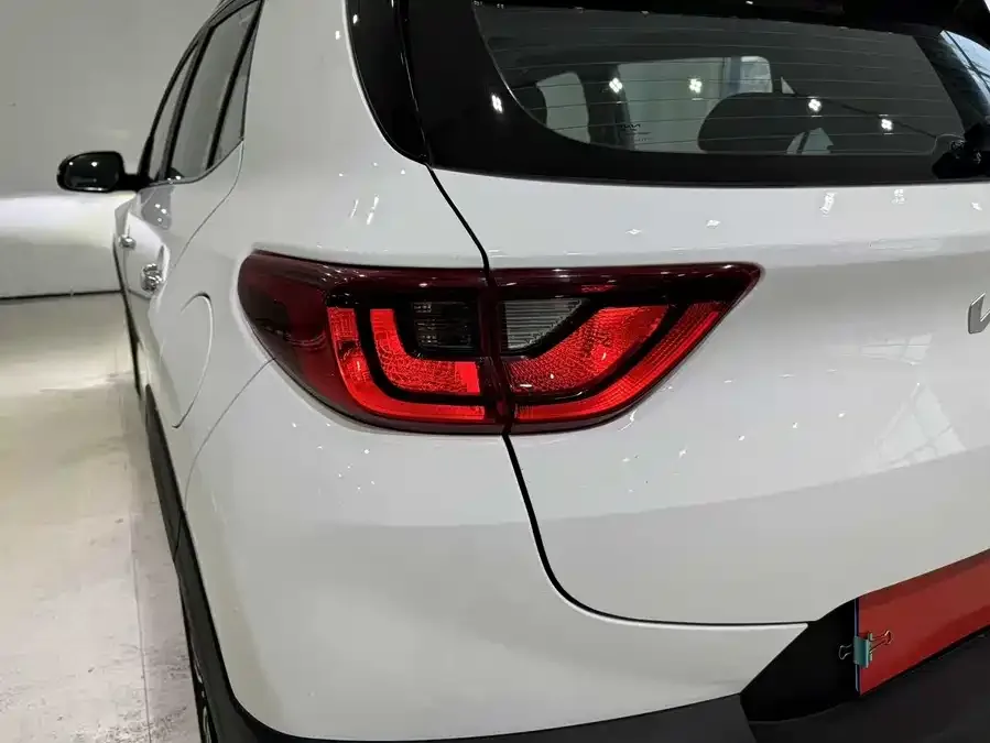 Kia KX1 Yipao 2021 1.4L CVT fun sunroof model 2022 — миниатюра 3