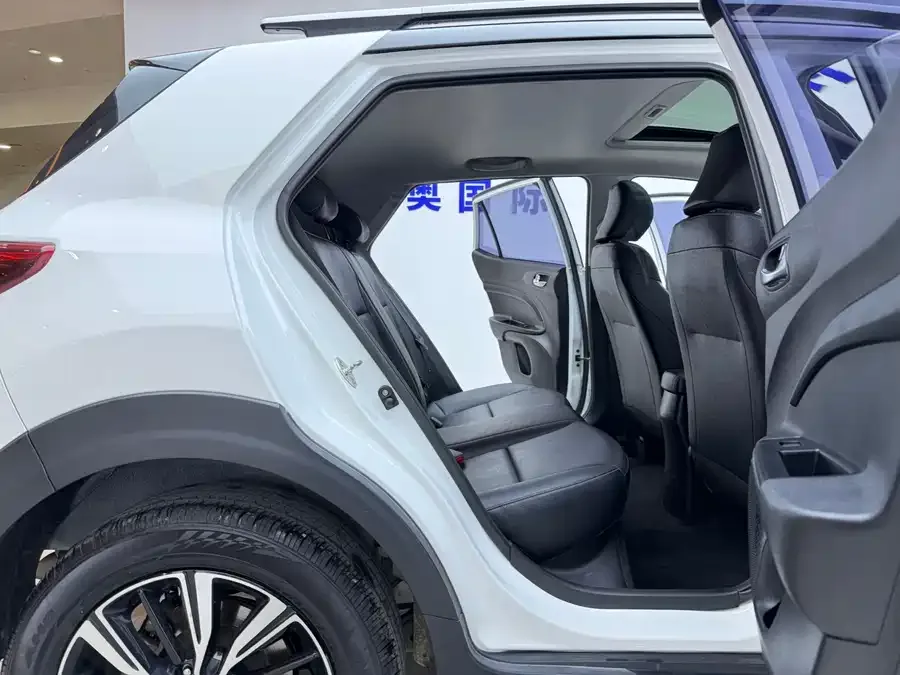 Kia KX1 Yipao 2021 1.4L CVT fun sunroof model 2022 — миниатюра 5