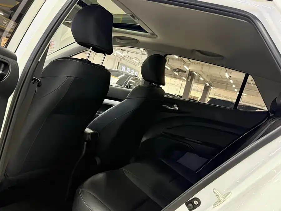 Kia KX1 Yipao 2021 1.4L CVT fun sunroof model 2023 — миниатюра 4