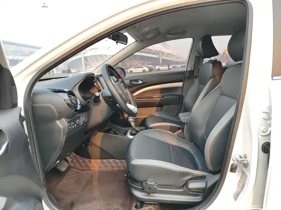 Kia KX1 Yipao 2021 1.4L CVT Fun Edition 2022 — миниатюра 3