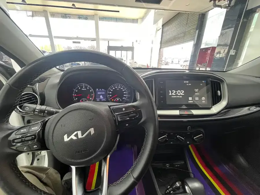 Kia KX1 Yipao 2021 1.4L CVT Fun Edition 2022 — миниатюра 3