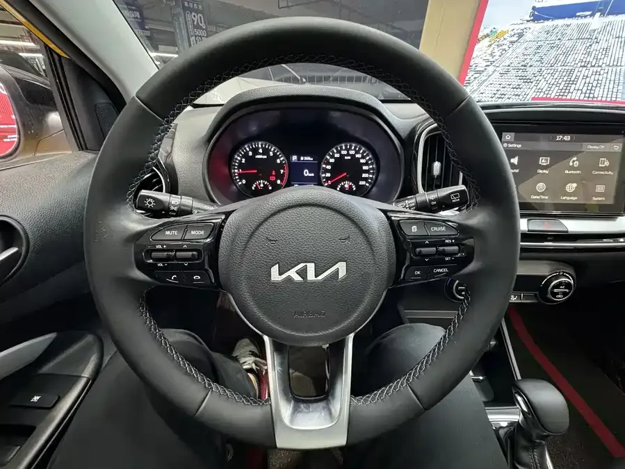 Kia KX1 Yipao 2021 1.4L CVT fun sunroof model 2023 — миниатюра 3