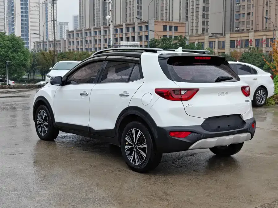 Kia KX1 2021 Yipao 1.4L CVT Sunroof Model 2022 — миниатюра 3