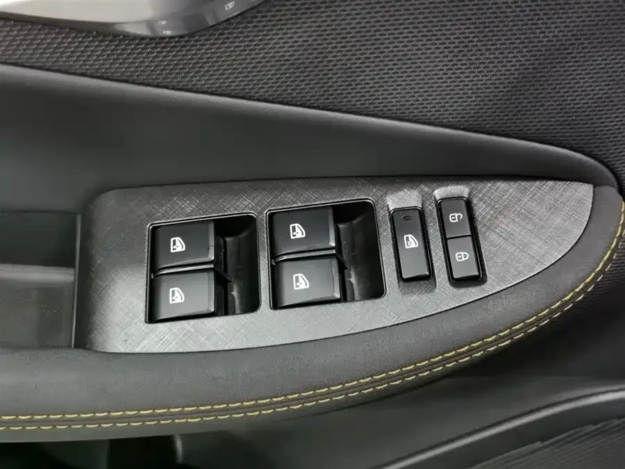 Changan UNI-T Changan UNI-T 2022 1.5T Premium Edition 2022 — миниатюра 3
