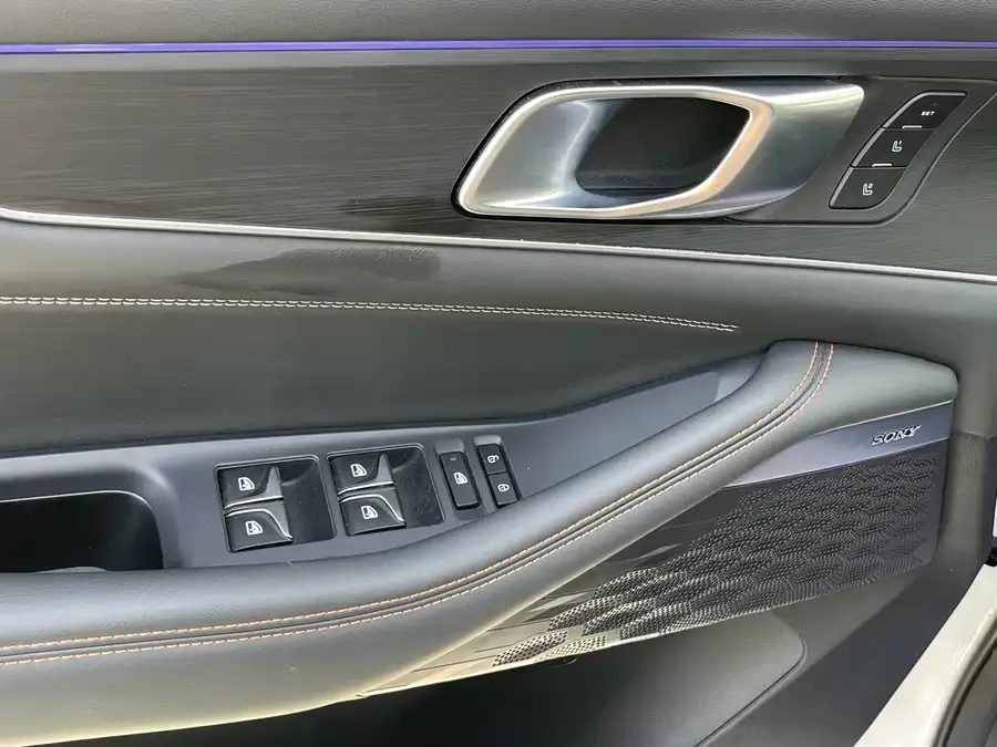 Changan UNI-K Changan UNI-K 2021 2.0T Premium Edition 2022 — миниатюра 4
