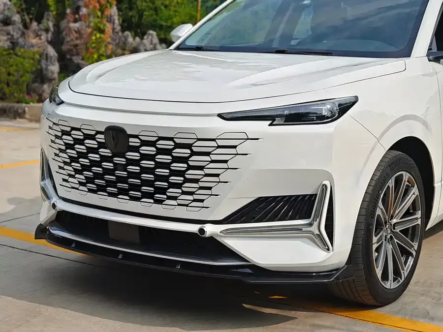 Changan UNI-K Changan UNI-K 2021 2.0T Premium Edition 2022 — миниатюра 4