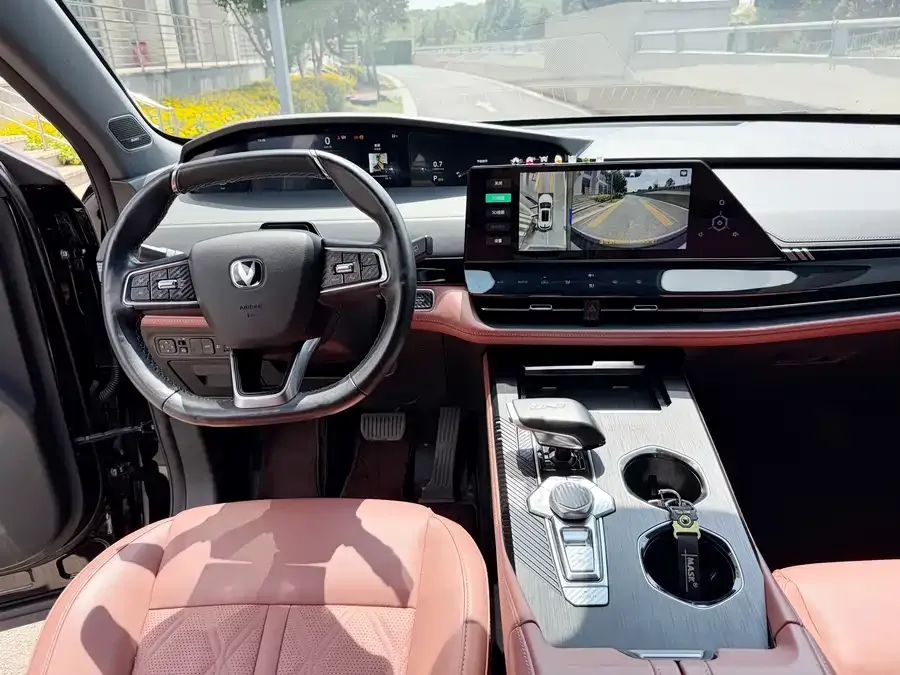 Changan UNI-K Changan UNI-K 2023 2.0T 2WD Yueling Edition 2023 — миниатюра 4