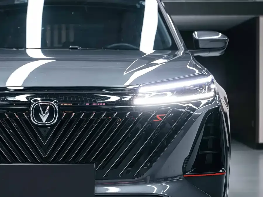 Changan CS75PLUS Changan CS75PLUS 2022 1.5T Automatic Luxury Edition 2023 — миниатюра 2