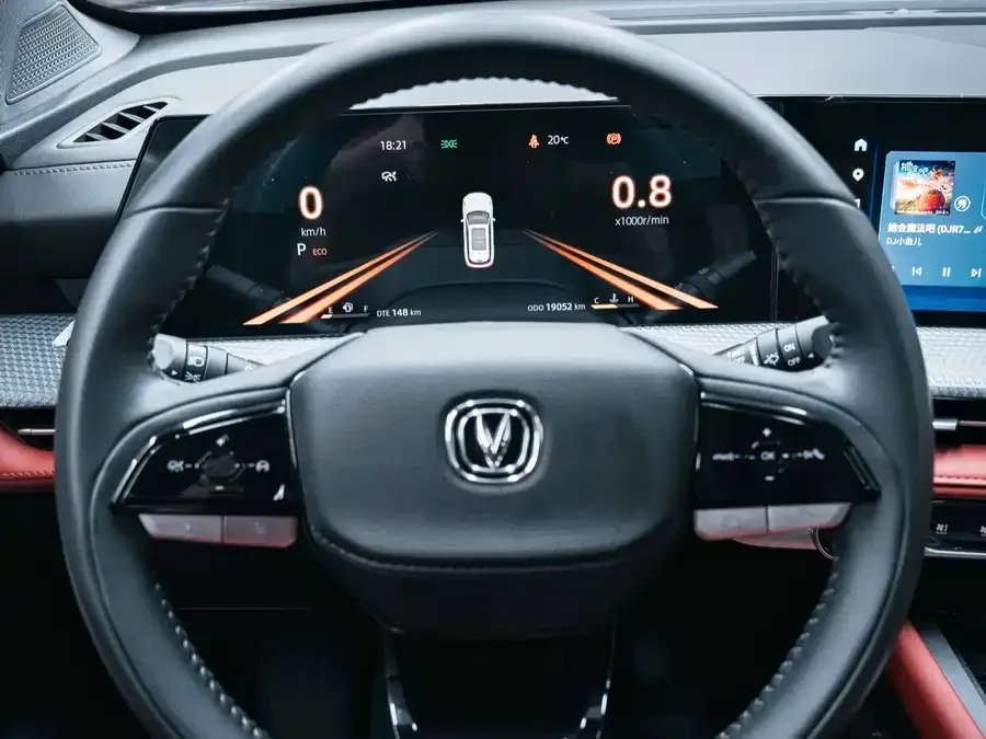 Changan CS75PLUS Changan CS75PLUS 2022 1.5T Automatic Luxury Edition 2023 — миниатюра 4