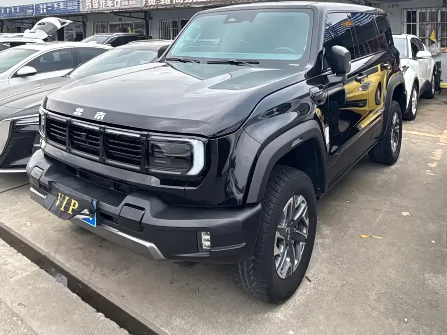 BAIC BJ40 Beijing Off-road BJ40 2024 2.0T New City Hunter Edition Pioneer Model 2024 — миниатюра 3