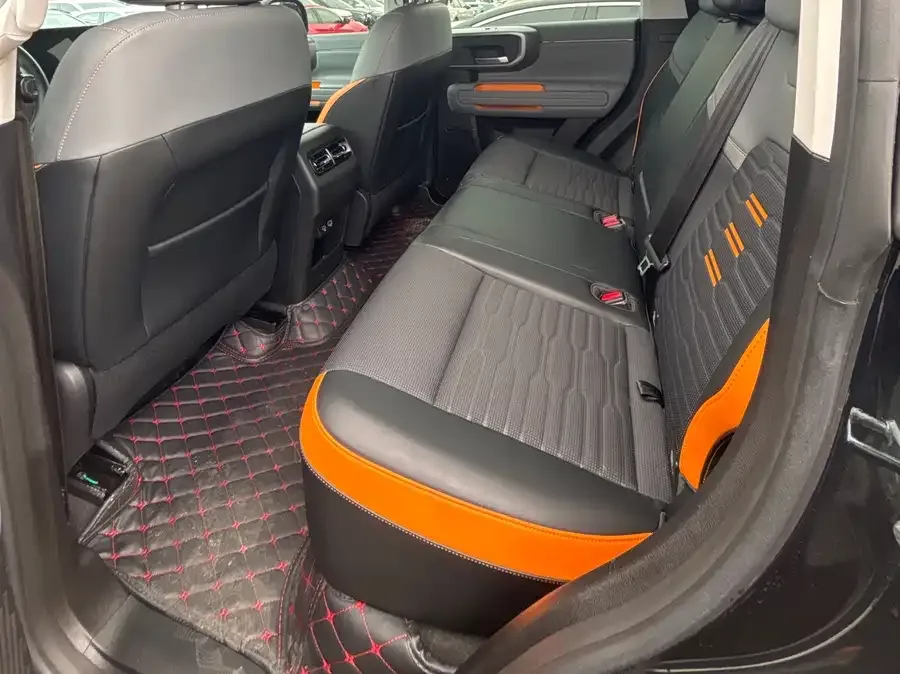 BAIC BJ40 Beijing Off-road BJ40 2024 2.0T New City Hunter Edition Pioneer Model 2024 — миниатюра 5