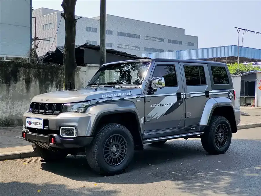 BAIC BJ40 Beijing Off-road BJ40 2023 2.0T Automatic 4WD Touring Tower Champion Edition 2024 — фото 1, купить с доставкой в Москву