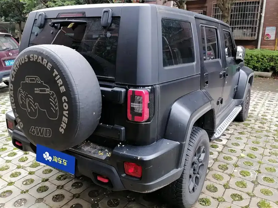 BAIC BJ40 Beijing Off-road BJ40 2021 2.0D Automatic 4WD Blade Hero Edition Knight Type (Front and Rear Electric Locks) 2022 — миниатюра 3
