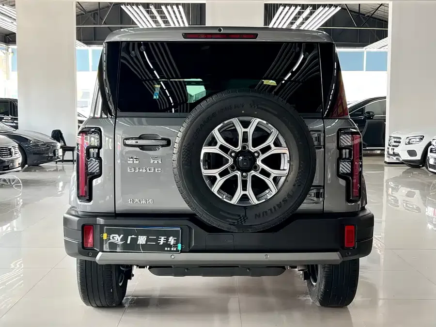 BAIC BJ40 Beijing Off-road BJ40 2024 2.0T New City Hunter Edition Pioneer Model 2024 — миниатюра 2