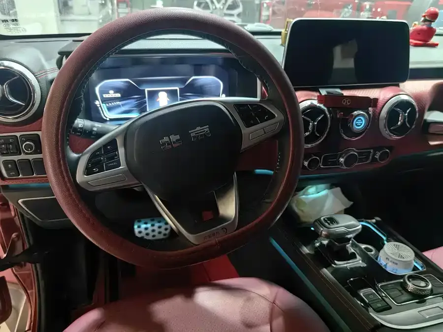 BAIC BJ40 Beijing Off-road BJ40 2023 2.0T Automatic 4WD City Hunter Edition Knight Edition 2023 — миниатюра 4