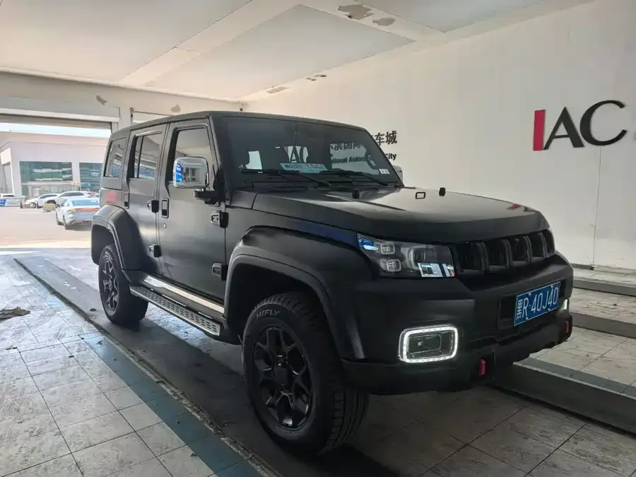 BAIC BJ40 Beijing Off-road BJ40 2021 2.0D Automatic 4WD Blade Hero Edition Knight Edition 2022 — миниатюра 3