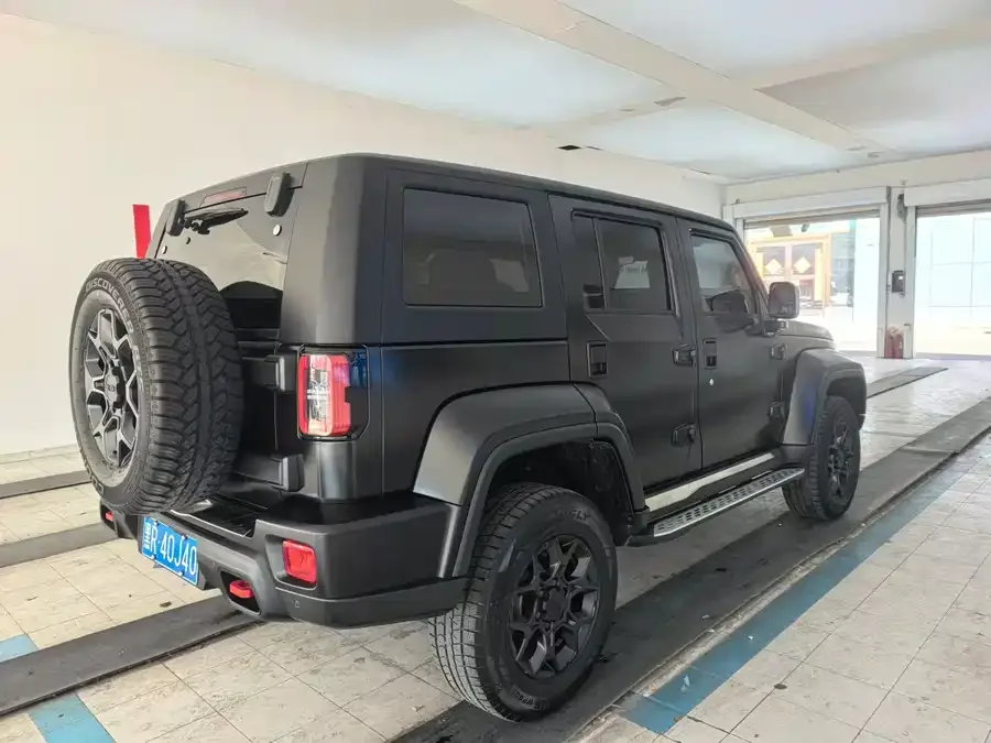 BAIC BJ40 Beijing Off-road BJ40 2021 2.0D Automatic 4WD Blade Hero Edition Knight Edition 2022 — миниатюра 4