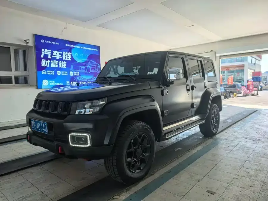 BAIC BJ40 Beijing Off-road BJ40 2021 2.0D Automatic 4WD Blade Hero Edition Knight Edition 2022 — фото 1, купить с доставкой в Москву