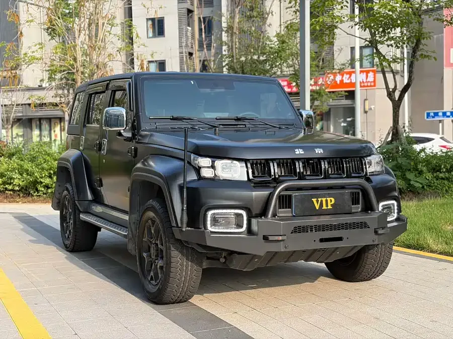 BAIC BJ40 Beijing Off-road BJ40 2024 2.0D Blade Hero Glory Edition 2024 — миниатюра 3