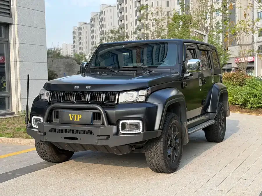 BAIC BJ40 Beijing Off-road BJ40 2024 2.0D Blade Hero Glory Edition 2024 — фото 1, купить с доставкой в Москву