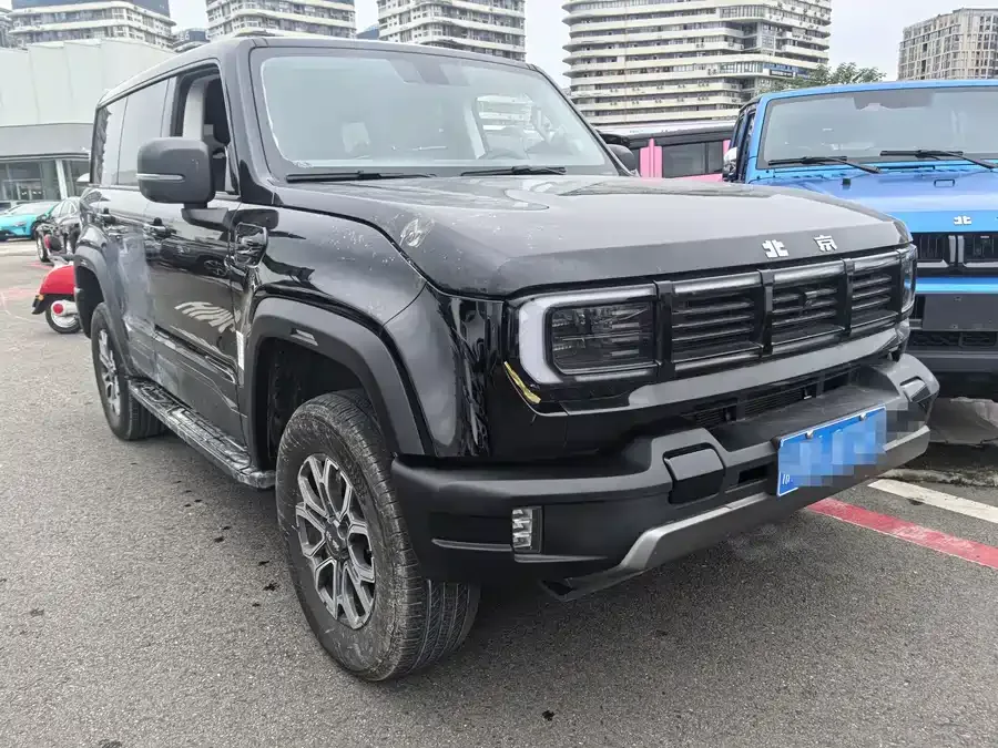 BAIC BJ40 Beijing Off-road BJ40 2024 2.0T New City Hunter Edition Pioneer Model 2024 — миниатюра 3