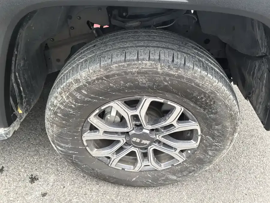 BAIC BJ40 Beijing Off-road BJ40 2024 2.0T New City Hunter Edition Pioneer Model 2024 — миниатюра 5