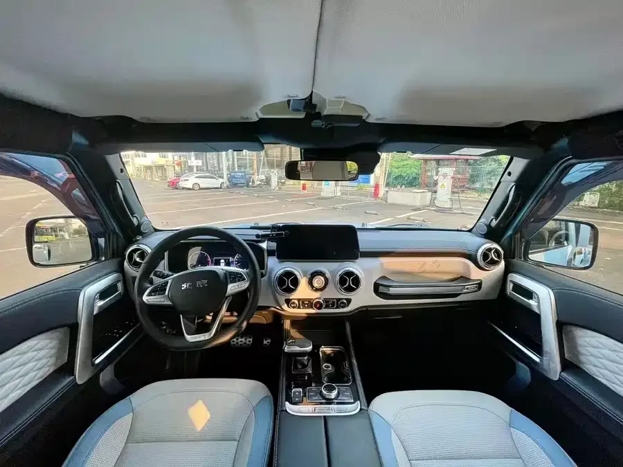 BAIC BJ40 Beijing Off-road BJ40 2023 2.0D Automatic 4WD Blade Hero Edition Knight Edition 2023 — миниатюра 2