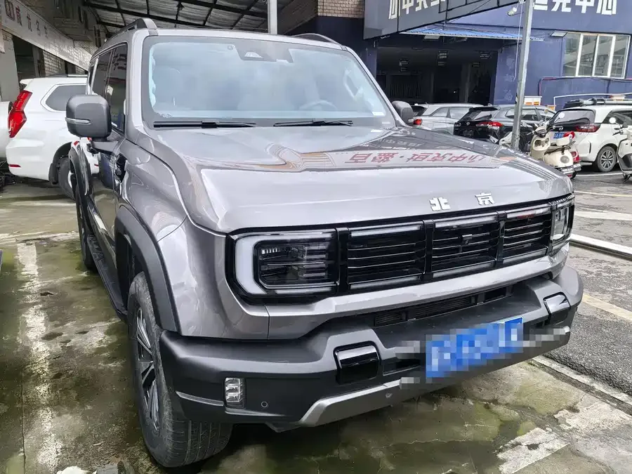 BAIC BJ40 Beijing Off-road BJ40 2024 2.0T New City Hunter Edition Pioneer Model 2024 — миниатюра 3
