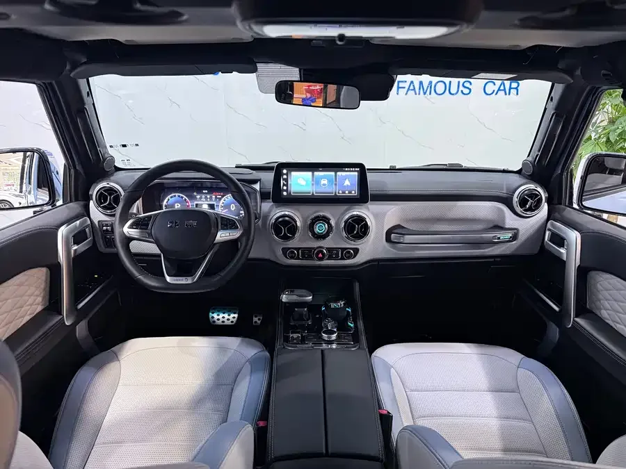 BAIC BJ40 Beijing Off-road BJ40 2023 2.0D Automatic 4WD Blade Hero Edition Knight Edition 2023 — миниатюра 2