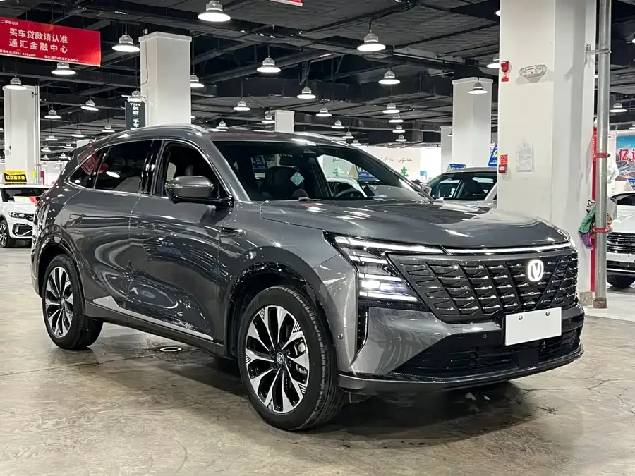 Changan CS75PLUS Changan CS75PLUS 2025 Fourth Generation Ultra 2.0T New Blue Whale Smart Engine Edition 2025 — миниатюра 3