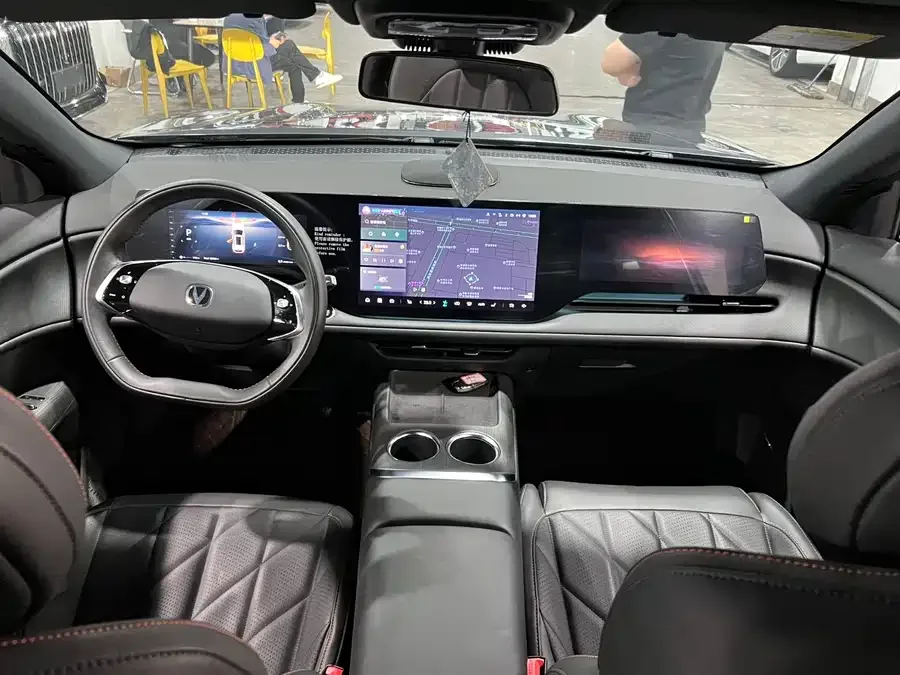 Changan CS75PLUS Changan CS75PLUS 2025 Fourth Generation Ultra 2.0T New Blue Whale Smart Engine Edition 2025 — миниатюра 4
