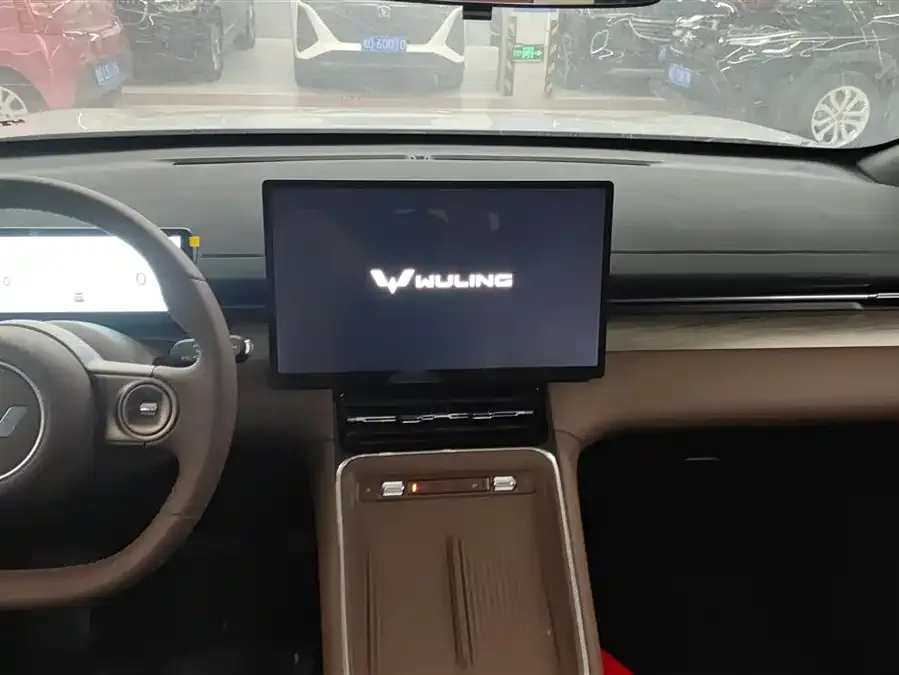 Wuling Starlight S Wuling Xingguang S 2024 130km Pilot Edition 2025 — миниатюра 4