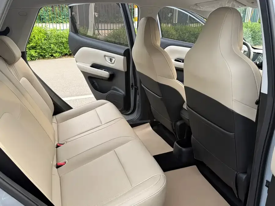 Wuling Bingo PLUS Wuling Bingo PLUS 2024 510km Flagship Edition Four-seater Edition 2024 — миниатюра 5