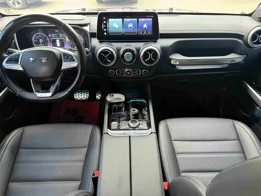 BAIC BJ40 Beijing Off-road BJ40 2024 2.0D Blade Hero Glory Edition 2025 — миниатюра 4