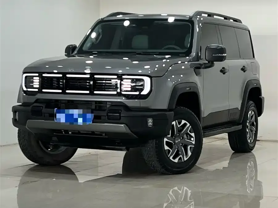 BAIC BJ40 Beijing Off-road BJ40 2024 2.0D New Blade Hero Crosser 2025 — фото 1, купить с доставкой в Москву