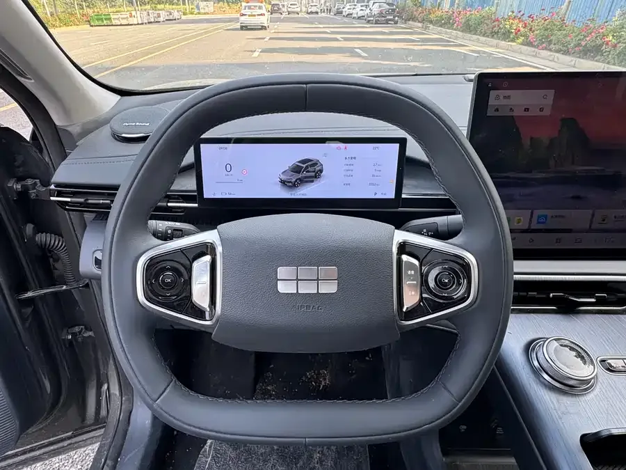 Geely Galaxy E5 Galaxy E5 2024 440km Explorer Edition 2025 — миниатюра 2