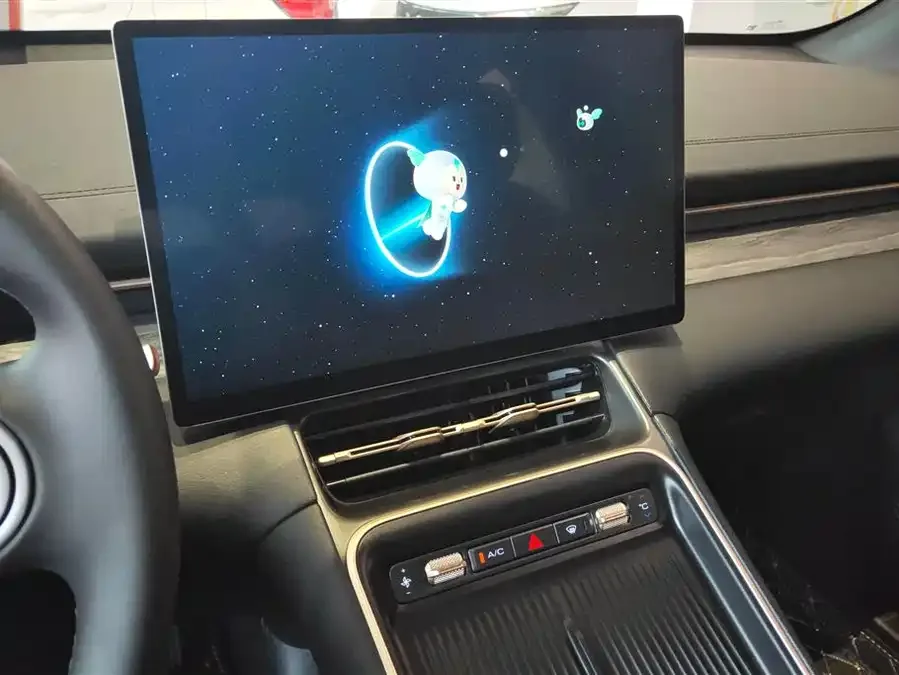 Wuling Starlight S Wuling Xingguang S 2024 130km Flagship Model 2024 — миниатюра 4