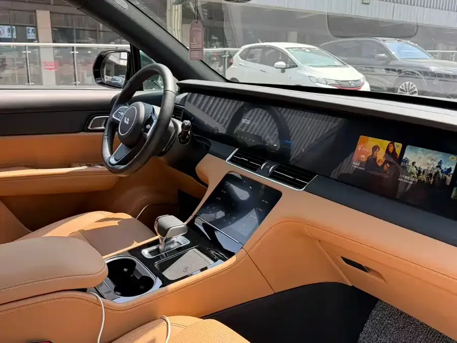 Lixiang ONE Ideal ONE 2021 extended range 6-seater version 2022 — миниатюра 2