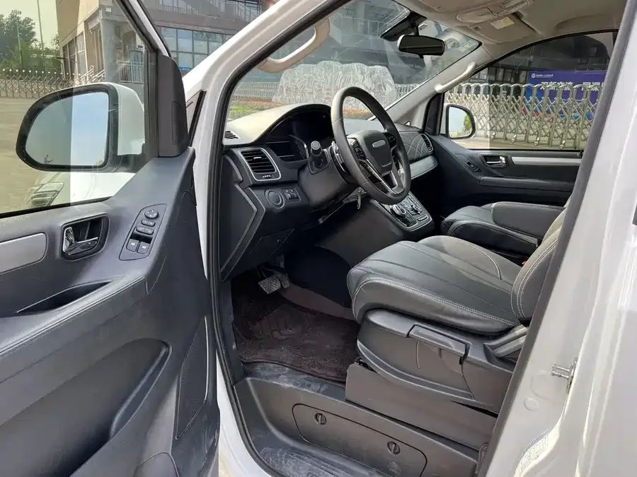Maxus G20 2023 ES 2.0T gasoline automatic value version 2023 — миниатюра 3